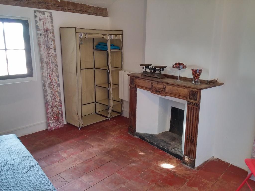 Appartements Cote Pont Vieux-Self Check-In Carcassonne Buitenkant foto