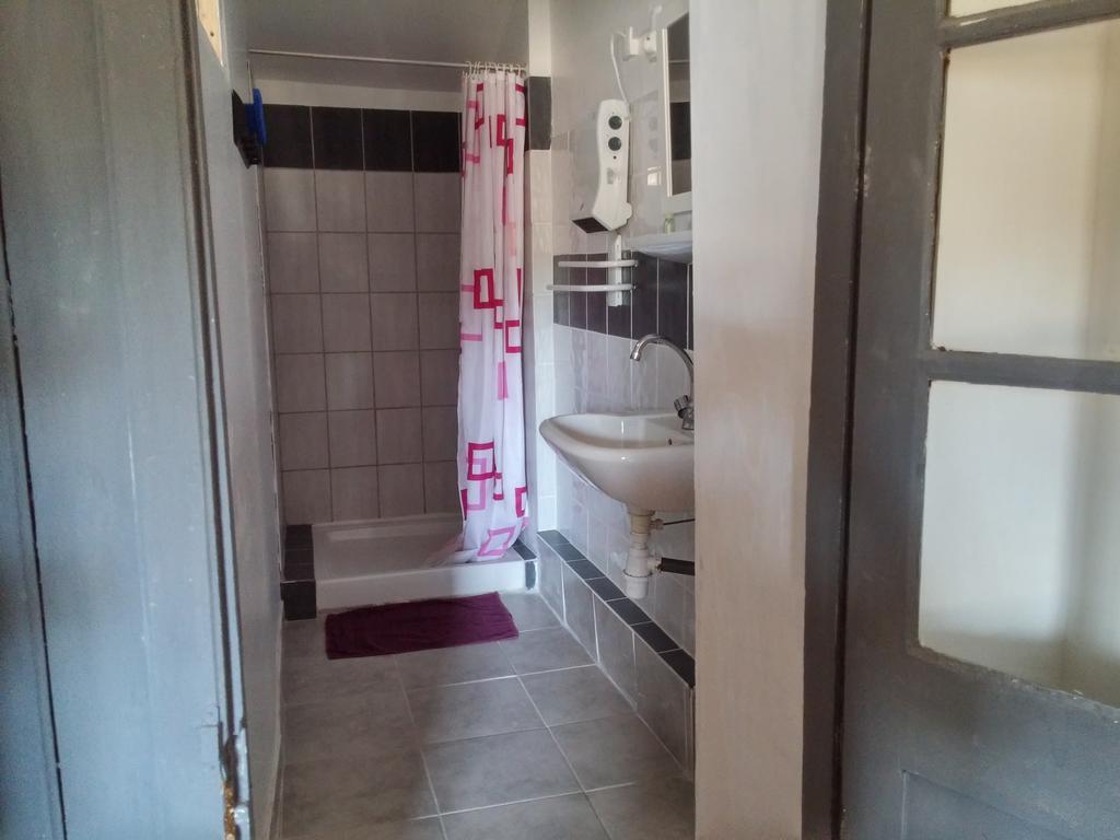 Appartements Cote Pont Vieux-Self Check-In Carcassonne Buitenkant foto