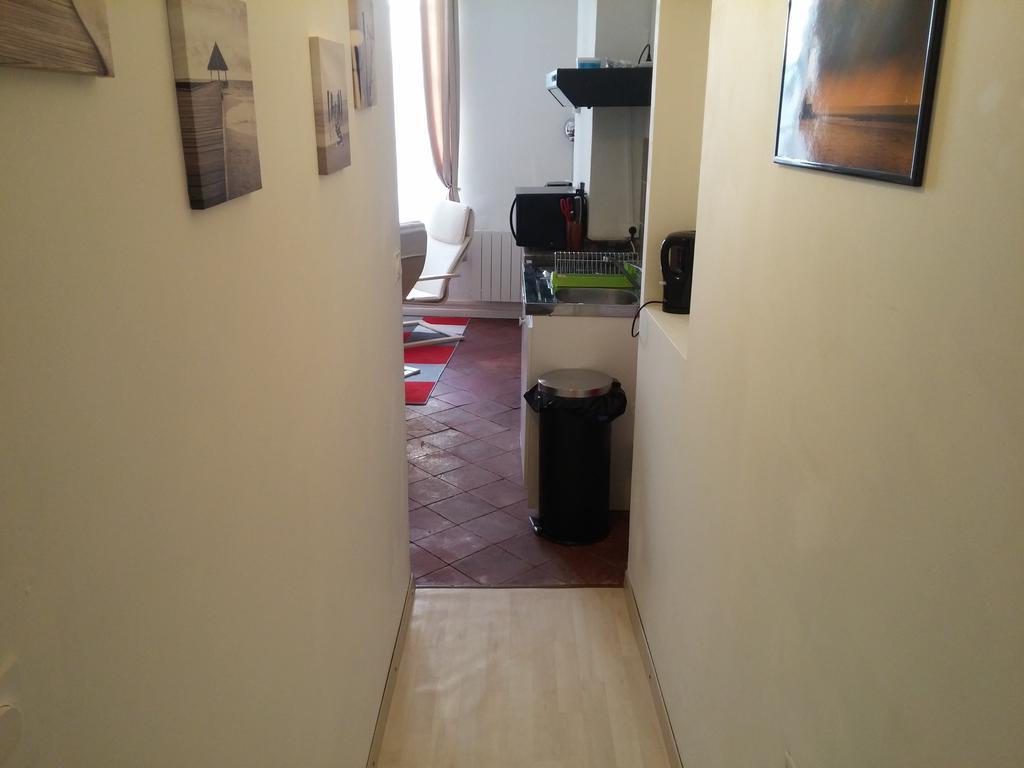 Appartements Cote Pont Vieux-Self Check-In Carcassonne Buitenkant foto