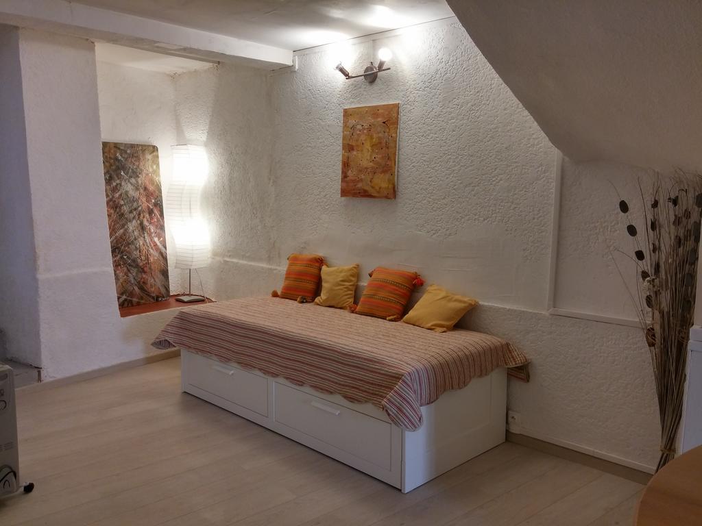 Appartements Cote Pont Vieux-Self Check-In Carcassonne Buitenkant foto